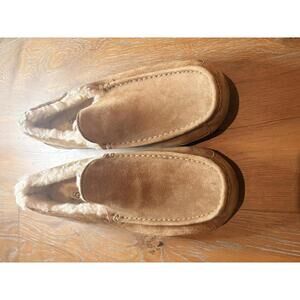 UGG Men’s Chestnut Suede Shearling Lined Moccasin Slippers Cozy Comfort Size 15
